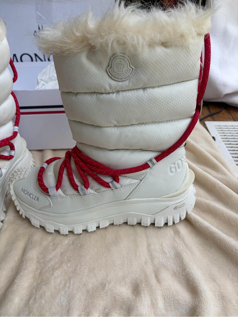 Moncler Trail Grip Apres’ High Snow Boots - Picture 2 of 14